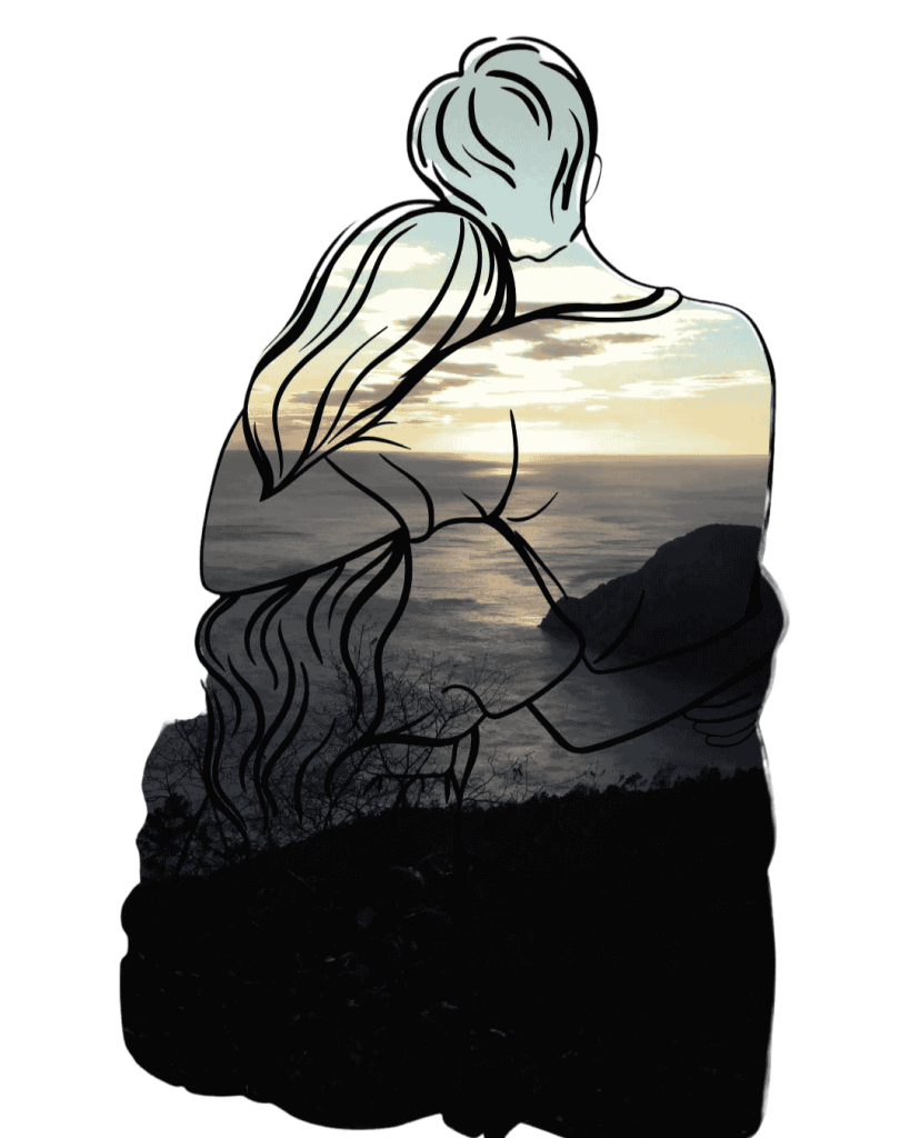 Coppia di innamorati abbracciati che racchiudono in loro un tramonto sul mare